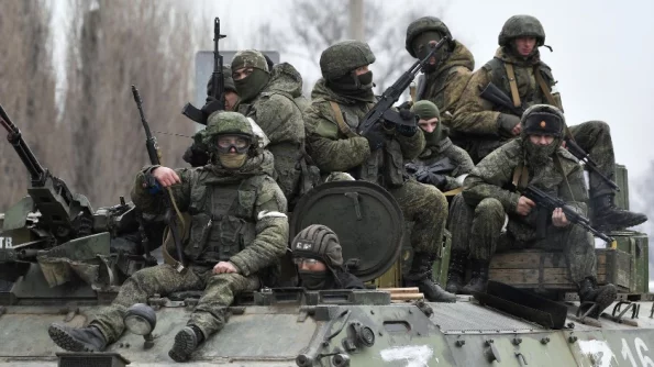 WarGonzo: 25 десантников ВДВ РФ остановили атаку бронетехники ВСУ в Херсонской области