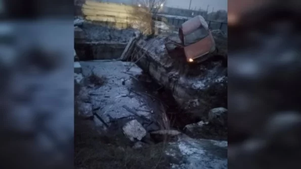 Россиянки пострадали при падении в мазутную яму в Башкирии