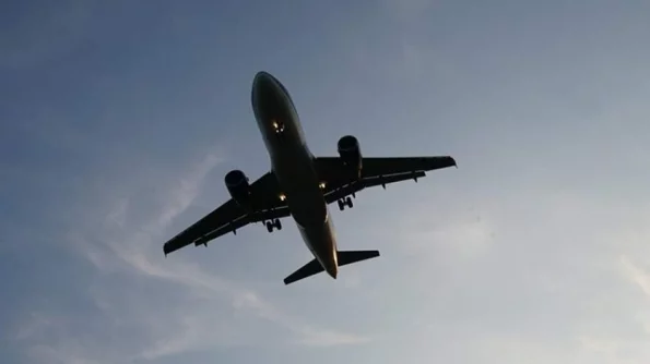 Опубликовано видео горящего самолета, летевшего из Новосибирска в Москву