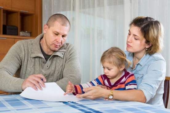В Госдуме готовят законопроект о ежемесячных выплатах для родителей