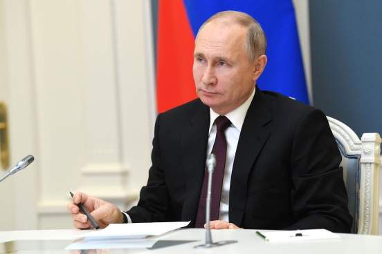 Путин призвал «инфраструктурно сшивать» российские регионы