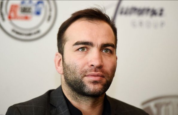 Стало известно, что глава AMC Fight Night Камил Гаджиев не исключает проведения третьего боя Исмаилова с Минеевым