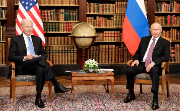 Переговоры Путина и Байдена могут состояться 7 декабря в видеоформате