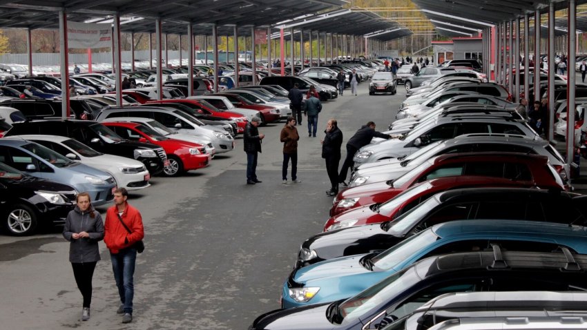 Автомобили на вторичном рынке в России подорожали на 5% за декабрь 2021 года