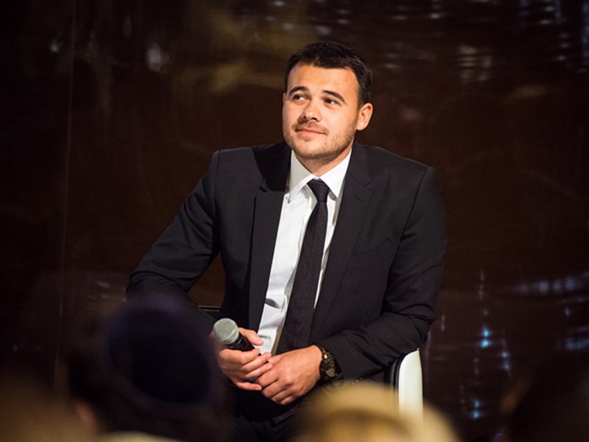 Певец Эмин Агаларов рассказал про скандал с Тимой Белорусских на премии "Жара"