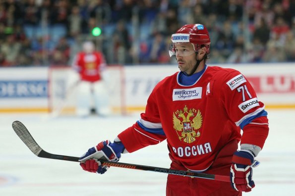 Звёзды российского хоккея заперты на карантин перед матчем в Санкт-Петербурге