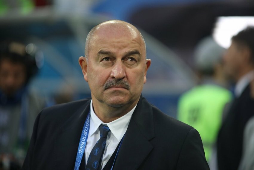 Сборная России поздравила Черчесова с назначением на пост тренера клуба «Ференцварош»