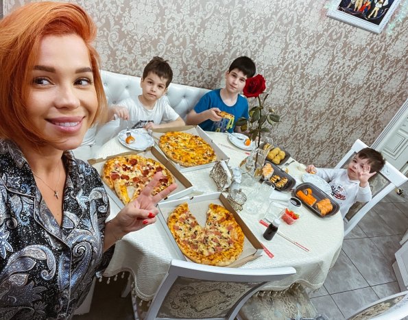 Звезда "Дома-2" Юлия Салибекова не стала врать детям про развод с Тиграном