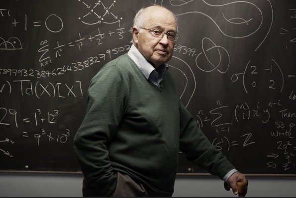 89-летний математик требует 1 млн долларов за оригинальное решение «теории Римана»