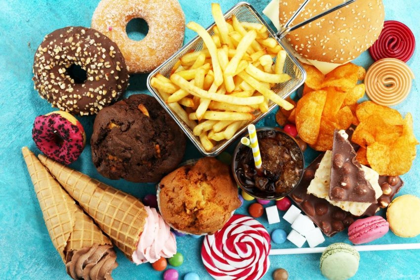 Врач Елена Ильина назвала продукты, которые следует исключить для здоровья сердца и сосудов