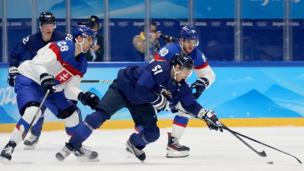 Сборная Финляндии стала первым финалистом олимпийского хоккейного турнира