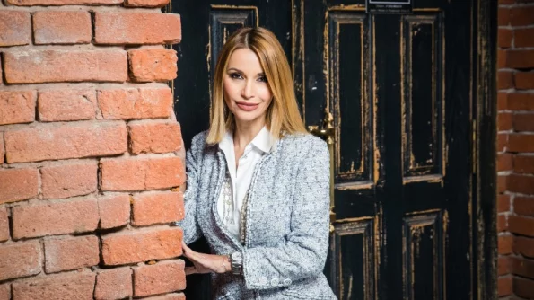 Певица Ольга Орлова намерена вернуться к работе в шоу "Дом-2" после родов в конце февраля