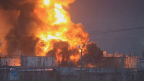 Под Белгородом из-за обстрела ВСУ горит нефтебаза