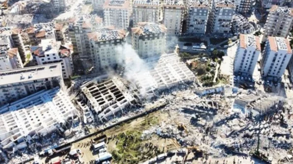 "Наша жизнь равна беспокойству": жители Стамбула боятся нового землетрясения