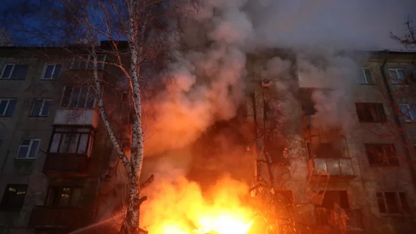 В Новосибирске растёт число жертв после взрыва газа в жилом многоквартирном доме