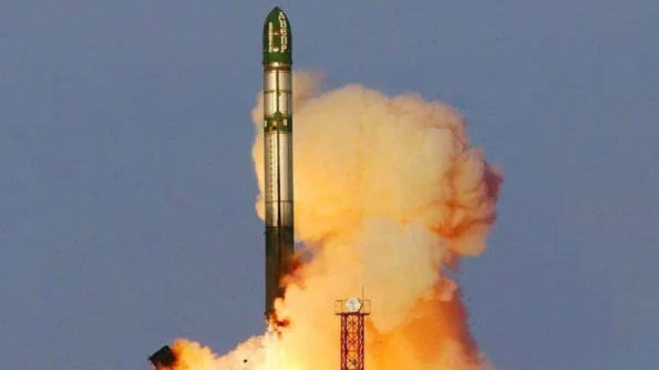 МК: Западные СМИ назвали дату запуска сверхзвуковой ядерной ракеты "Сармат-2"