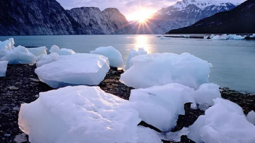 Таяние гренландских льдов может привести к повышению уровня моря в ближайшие годы