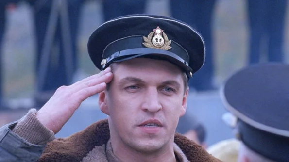 Звезда "Морского патруля" 51-летний актер Дмитрий Орлов заявил о завершении актерской карьеры