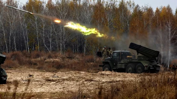 ТАСС: ВСУ бьют из тяжелой артиллерии по жителям Авдеевки за попытку эвакуации