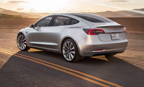 Сингапур дал разрешение на продажу автомобилей Tesla