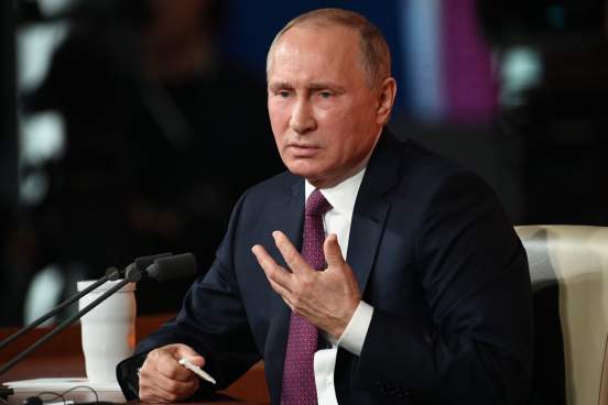 Кремль сообщил о недовольстве из-за утечек со встречи Путина с главредами