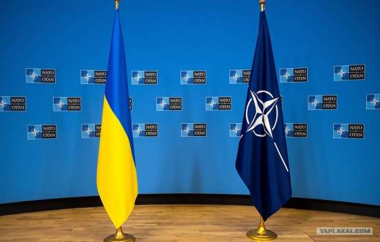 Украина предложила НАТО использовать воздушное пространство Крыма для проведения операций