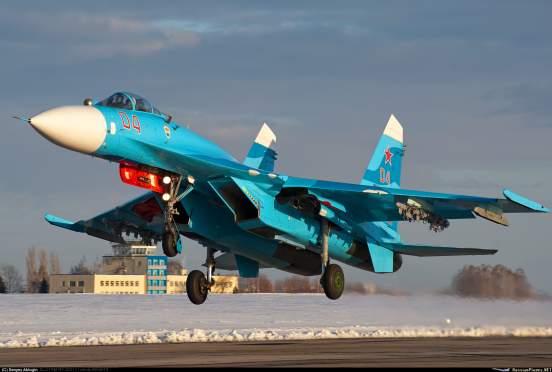 Российские истребители Су-27 перехватили самолеты ВВС Франции над Черным морем