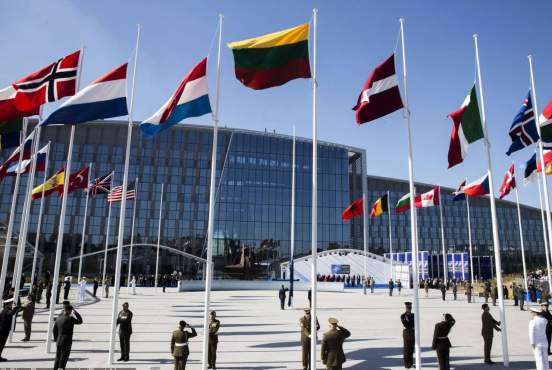 Участники НАТО выступили против использования Россией связи 5G в 2024 году