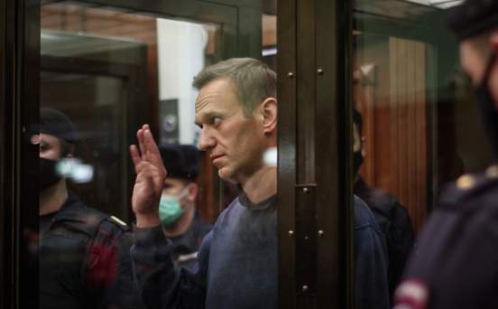 Песков отказался комментировать решение суда по делу Алексея Навального