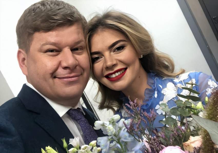 Комментатор Дмитрий Губерниев рассказал об общении с Алиной Кабаевой и новогоднем подарке от неё