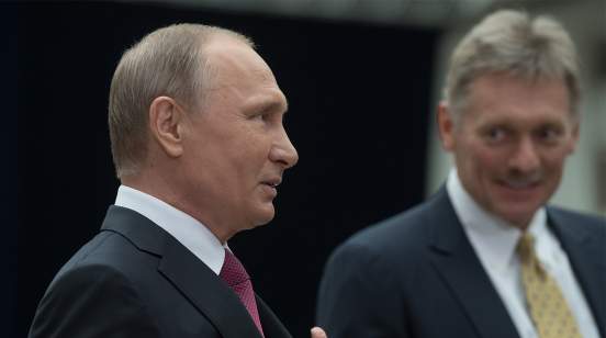 Песков: Путин относится к участникам несанкционированных акций как к нарушителям закона