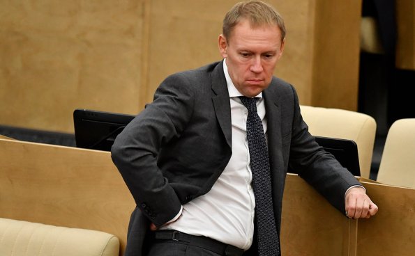 Депутат Госдумы хочет лишать гражданства и отправлять в тюрьму пожизненно за госизмену