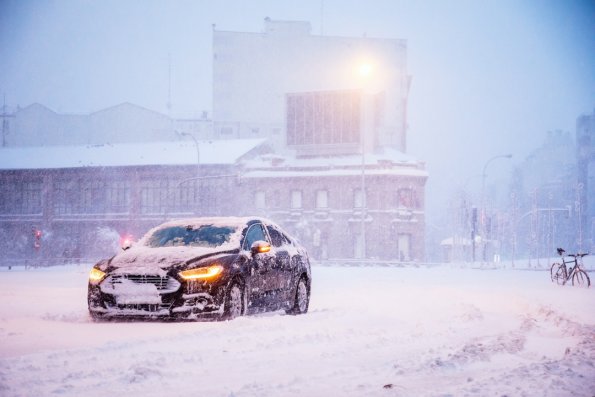 Автоэксперты рассказали водителям в РФ о вреде длительного простоя автомобиля на морозе