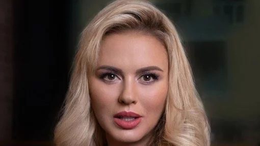 "Стареет тетя": Анна Семенович без макияжа ужаснула поклонников