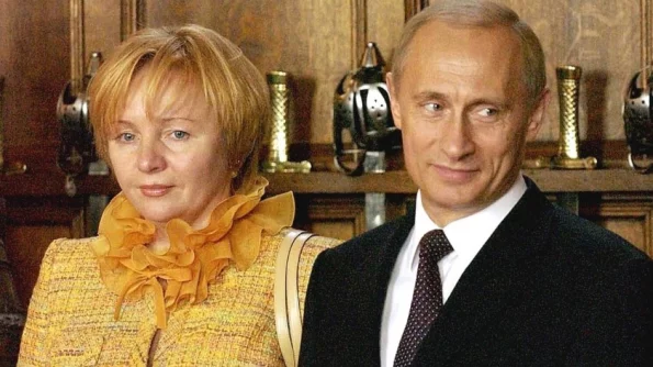 Людмила Путина после развода продолжает поддерживать отношения с президентом РФ