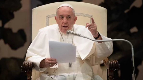 Папа Римский Франциск заявил, что гомосексуализм не является преступлением