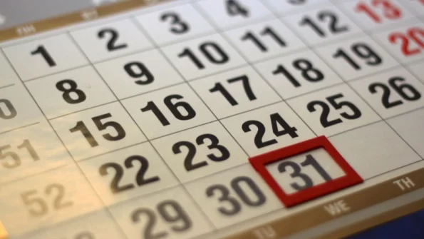 Правительство РФ сообщает: 31 декабря по-прежнему не будет выходным днём для граждан страны