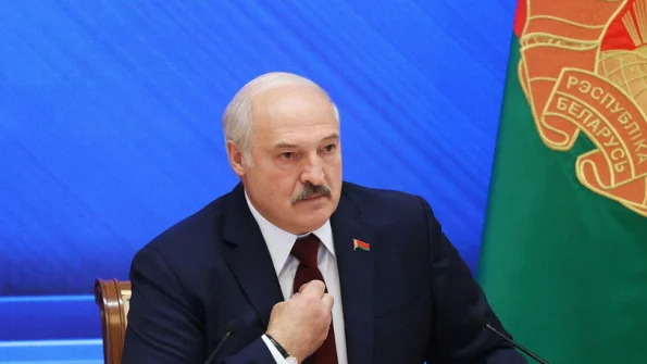 Лукашенко: Украина боится нападения Беларуси и предлагает заключить пакт о ненападении