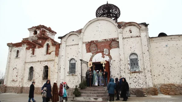 Адвокат Павел Астахов и певец Джанго попали под минометный обстрел в монастыре в Донецке