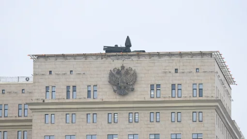 МК: Герой России Клупов объяснил появление российских ПВО на крышах в Москве