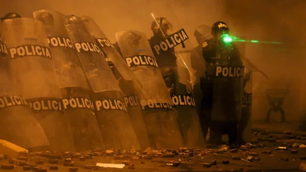 РБК: Более 60 человек пострадали в ходе протестов в Перу