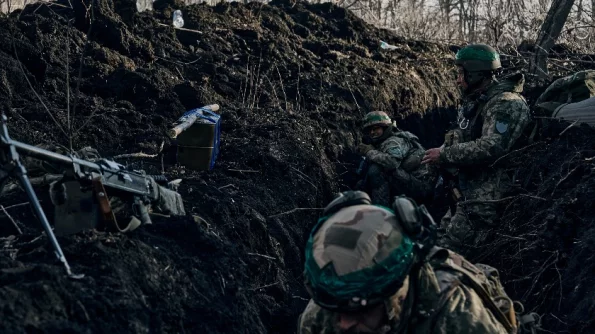 В видео НАТО заметили военнослужащего ВСУ с шевроном дивизии СС «Рейх»