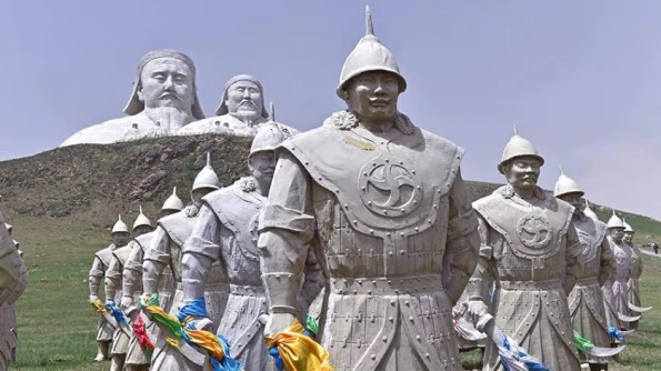 РИАН: Ученые-археологи до сих пор ищут местонахождение могилы Чингисхана