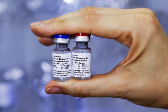 Украина получила заявку на регистрацию вакцины «Спутник V»
