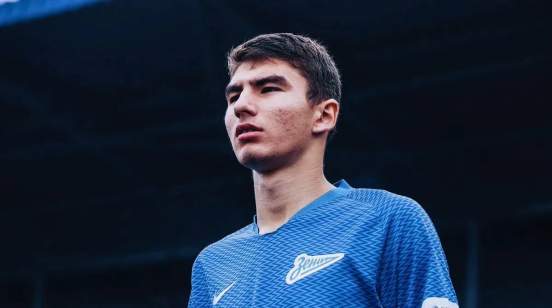 «Рубин» подтвердил переговоры по переходу полузащитника «Зенита» Леона Мусаева