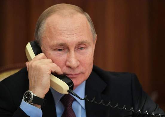 Путин и глава Евросовета обсудили ситуацию с Навальным по телефону