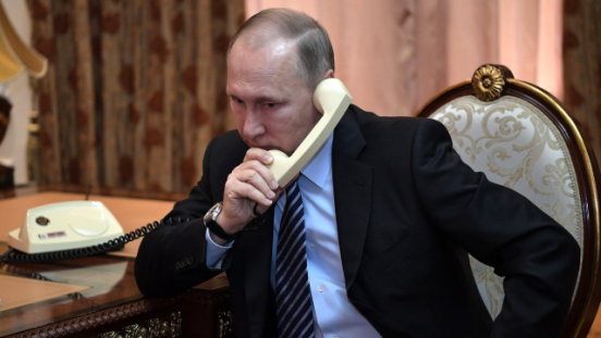 Путин поздравил Байдена с принятием должности президента США