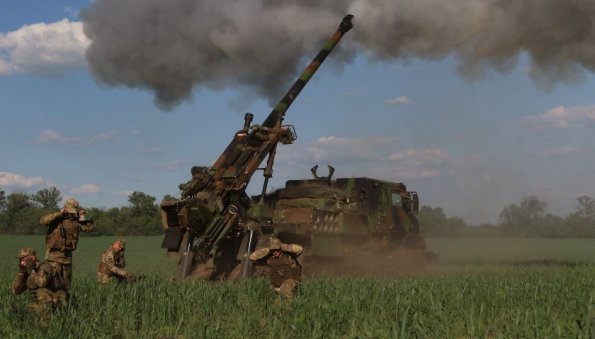 «WarGonzo»: В ДНР ВС России подбили первая французская САУ «Caesar»
