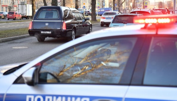 Пенсионер из Петербурга открыл стрельбу из окна по людям