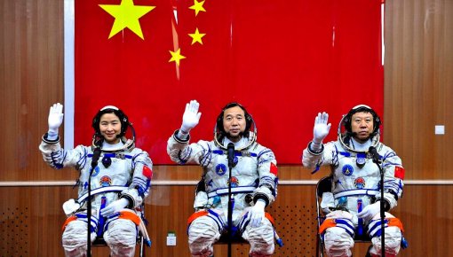 HACA: "В будущем Китай сделает Луну своей территорией"